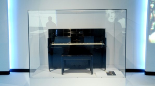 Illustration for article titled Yoko Ono